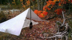 Hyperlite Mountain Gear Flat Tarp 8´6´´ X 8´6´´white -Günstiges Biwak Traum Geschäft tarp field 3